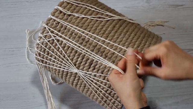 ?ПОСМОТРИТЕ ЧТО Я СДЕЛАЛА ? ВСЕ В ШОКЕ! Шикарная корзина с крышкой из джута и картона своими руками смотреть онлайн