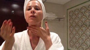 Как наносить крем на лицо.