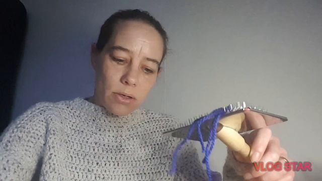 How to make fiber out of scrap yarn- part 2 of spinning on a budget смотреть онлайн
