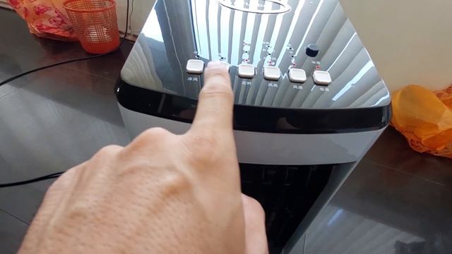 Водяной кондиционер Hyundai. климатический комплекс 5в1. 4 литра смотреть онлайн