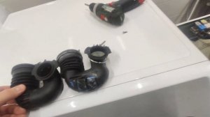 Замена патрубока от дозатора стиральной машины LG.