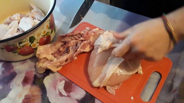 VLOG: ВКУСНЕЙШАЯ ТУШЕНКА! ПОД КАПРОНОВОЙ КРЫШКОЙ! смотреть онлайн