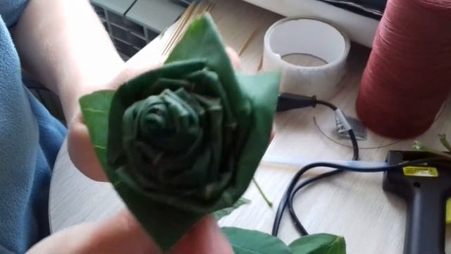 Осенняя поделка из листьев розы в вазе смотреть онлайн