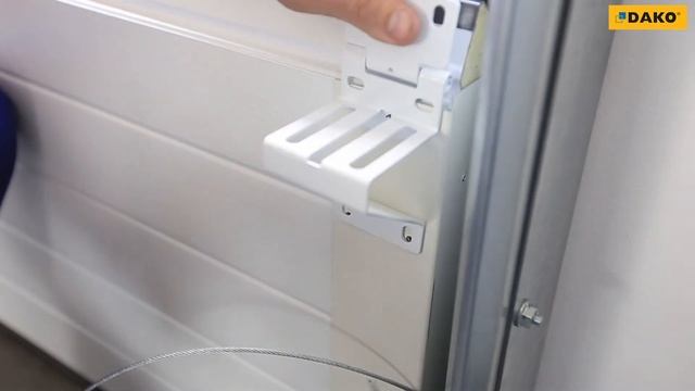 Montaż bramy segmentowej DAKO | prowadzenie ST; panel 60 mm смотреть онлайн