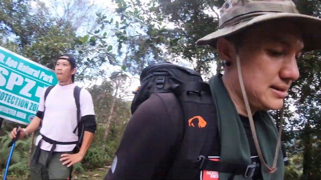 Geschafft! Den Vulkan bezwungen! #Vlog 9 Mt.Apo Philippines смотреть онлайн