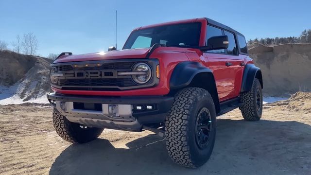 2022 Ford Bronco Raptor Walk Around смотреть онлайн