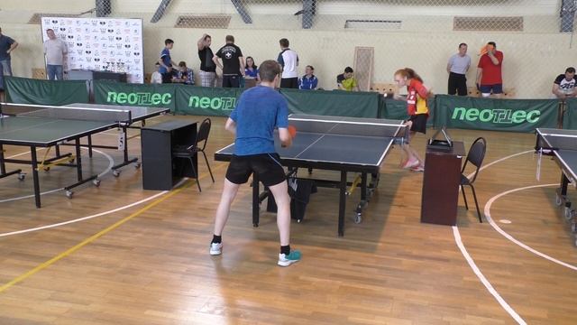 Кинос И. (636) - Сапронов В. (416) настольный теннис Кубок ТТплэй РФ Смоленск 25.05.19 смотреть онлайн
