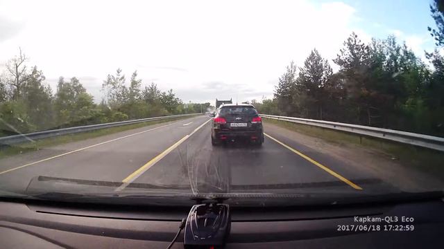 Проезд на красный свет, обгон, пересечение сплошной смотреть онлайн