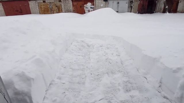 НЕУДАЧНЫЙ ПОХОД В ГАРАЖ Life видео. смотреть онлайн