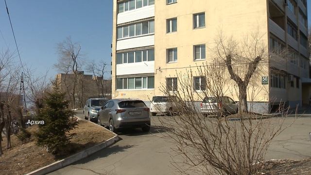 О случаях парковки на газонах просят сообщать в ГИБДД смотреть онлайн