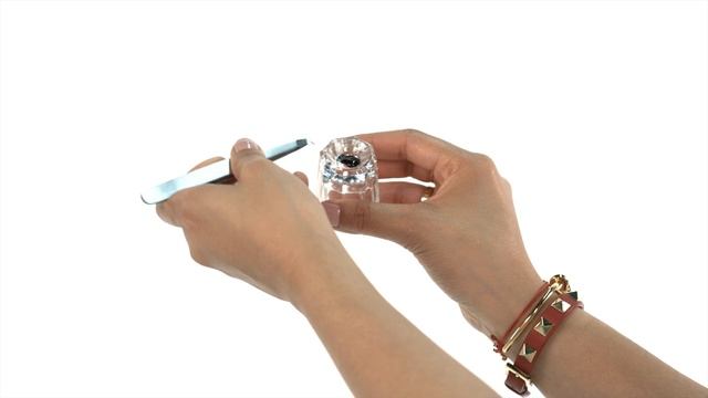 Как правильно клеить накладные пучки ресниц Ardell. смотреть онлайн