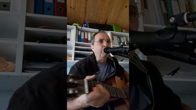 Eric BAGAGLI chante Julien Clerc - Coeur volcan смотреть онлайн