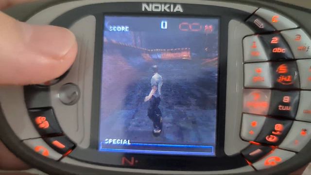 Tony Hawk's Pro Skater Running On Nokia N-Gage QD! #nokia #nokiangage #tonyhawk #tonyhawksproskater