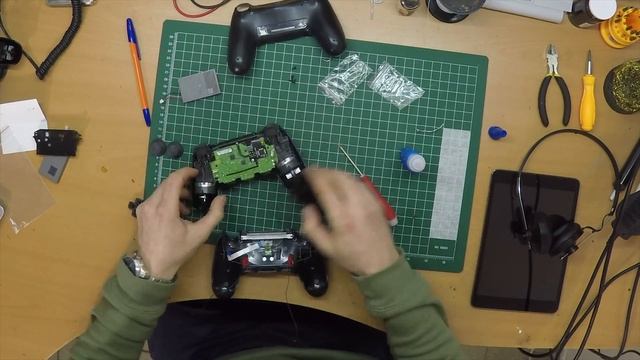 Тюнинг Dualshock 4 набором Kit v2 Crossfire by GearZ ft PiterPlay смотреть онлайн