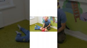 ребёнок подавился «совсем», 1 помощь, практика