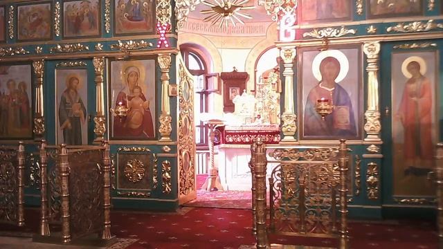 Перенесение мощей святителя Николая из Мир Ликийских в Бар. Часы. Литургия смотреть онлайн