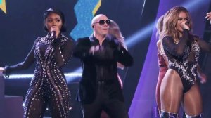 Pitbull & Fifth Harmony Perform 'Por Favor' (LIVE SHOWTIME AT THE APOLLO)