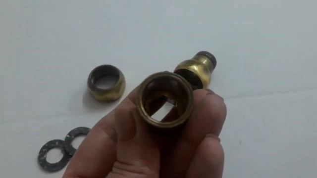 Накидные гайки для полотенцесушителя - Античная бронза смотреть онлайн