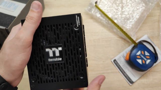 Thermaltake Toughpower SFX 550W Распаковка и обзор измерение длины проводов