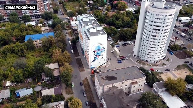 ПАВЕЛ OREZ РИСУЕТ МАСШТАБНЫЙ МУРАЛ НА УЛ.ПУШКИНА,195 смотреть онлайн