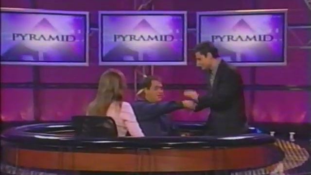 Pyramid - Mo Collins & Alan Rosenberg смотреть онлайн