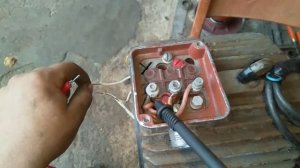 Как переключить электродвигатель со звизды на треугольник если только 3 провода 380в на 220в