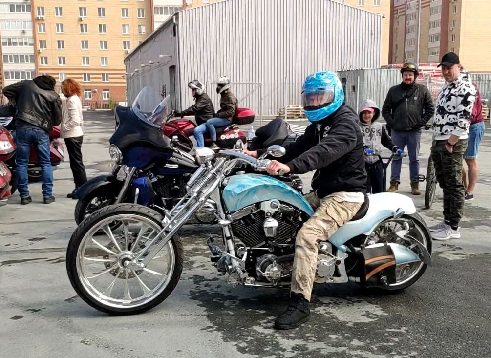 Открытие мотосезона 2022 в Тюмени смотреть онлайн