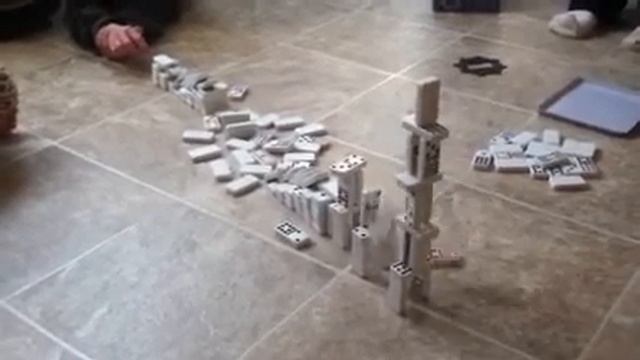Domino Master's Tower Smasher смотреть онлайн