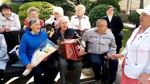 Рябина кудрявая/Гомель/парк/03.06.2023. смотреть онлайн