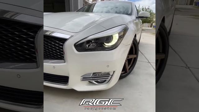 My first Infiniti Q70 custom headlights смотреть онлайн