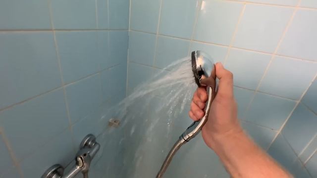 Tady spát nechceš! | Hotel Kladno - nejhorší ubytování v Česku? смотреть онлайн