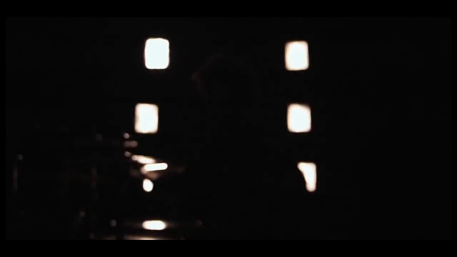 Manic Drive - Walls (2010) смотреть онлайн
