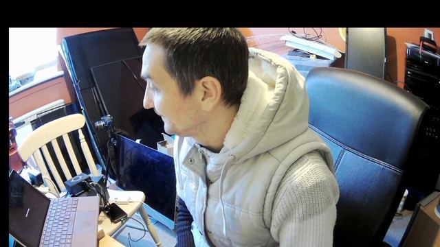 #018 Microsoft Surface PRO 4 - No bootable device message even after trying Win10 installation смотреть онлайн