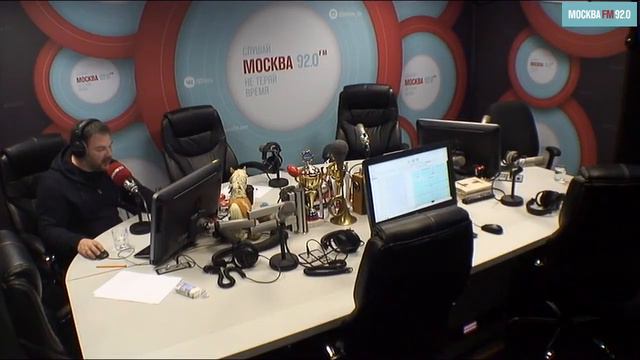 Дмитрий Онищенко 23 апреля первый час, Сирин и Шарапов смотреть онлайн