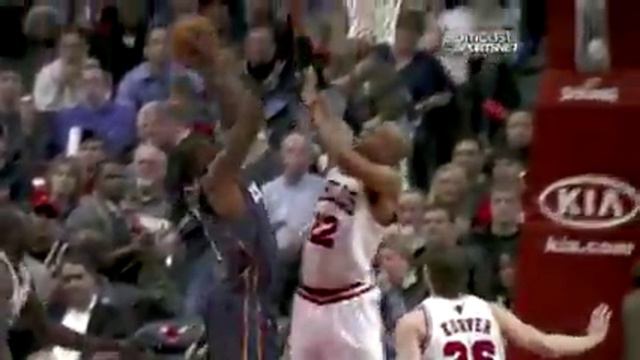 Taj Gibson shuts down Tyrus Thomas at the rim смотреть онлайн