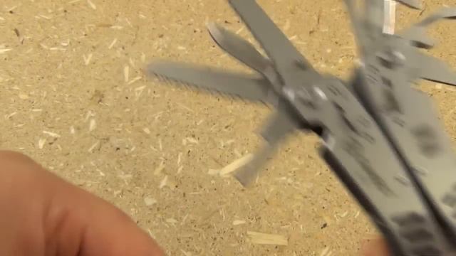 Multitool Monday - Ganzo G301 Multitool Review смотреть онлайн