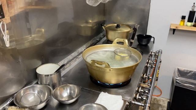 【札幌油そば】札幌名物！油そばを食べなきゃ札幌は語れない！ смотреть онлайн
