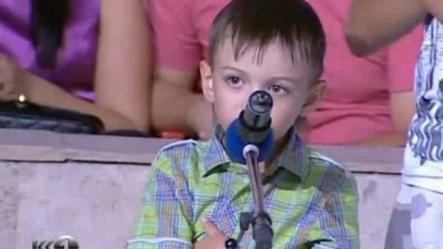 Мальчик 5 лет из зала на разминке порвал всех смотреть онлайн