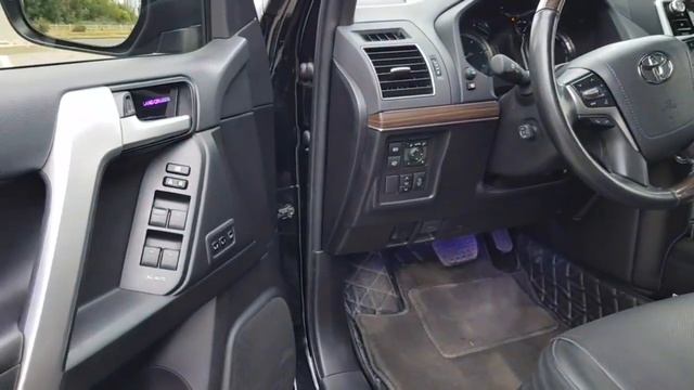 Toyota Land Cruiser Prado - оклейка матовой пленкой, шумоизоляция, доводчики дверей, установка линз смотреть онлайн