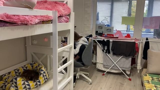 Установили Кире брекеты. Делаю маникюр. Теплый сюрприз. смотреть онлайн