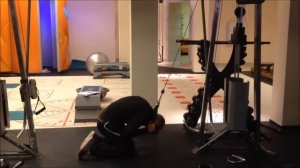 Упражнения на пресс кранчи в кроссовере