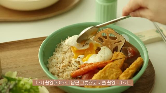sub)푸드스타일리스트의 주말 냉파 일상ㅣ냉동실 빵비우기 일상, 굴찜 먹고 싶어서 다녀온 짧은 카라반 캠핑 maji vlog смотреть онлайн