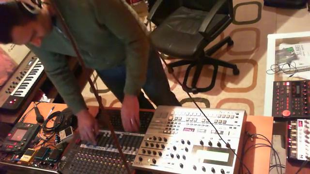 streetdegree - wonderfully twisted _ live minimal techno смотреть онлайн