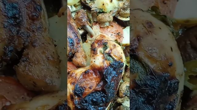 КУРИЦА С ОВОЩАМИ В ДУХОВКЕ #shortvideo #foodblog #youtubeshorts