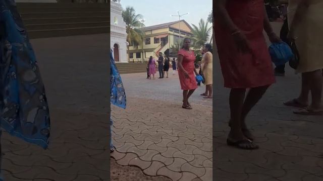 Опять праздник у католиков в Индии.