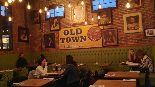 Liela Avila en Edwin Mills, Pasadena (USA) смотреть онлайн