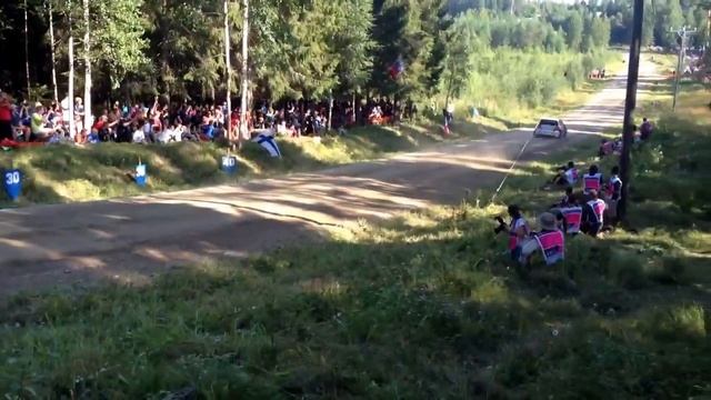 VW Polo R WRC - Seb Ogier - WRC Rally Finland 2013 -Palsankylä Jump! смотреть онлайн