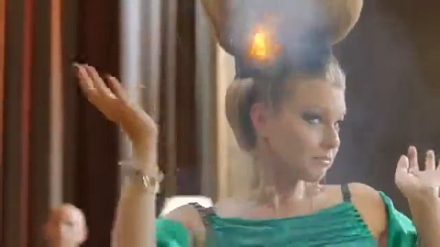 ОТЕЛЬ ЭЛЕОН|| Парик загорелся|| Смешной момент