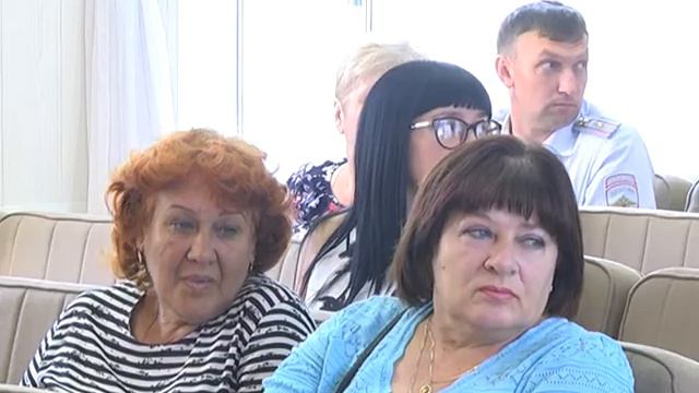 СОБРАНИЕ УЛИЧКОМОВ смотреть онлайн
