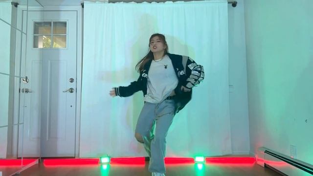 Stray Kids (스트레이 키즈) - 특 (S-Class) Full Dance Cover by fuji (フジ） смотреть онлайн